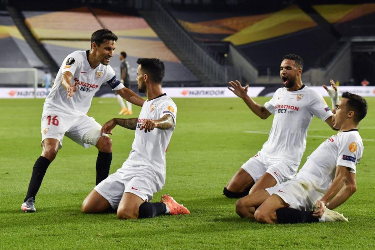 Ironii pentru cel mai scump fundaș din istorie, după semifinala Europa League: „No look defending”