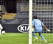 Ironii pentru cel mai scump fundaș din istorie, după semifinala Europa League: „No look defending”
