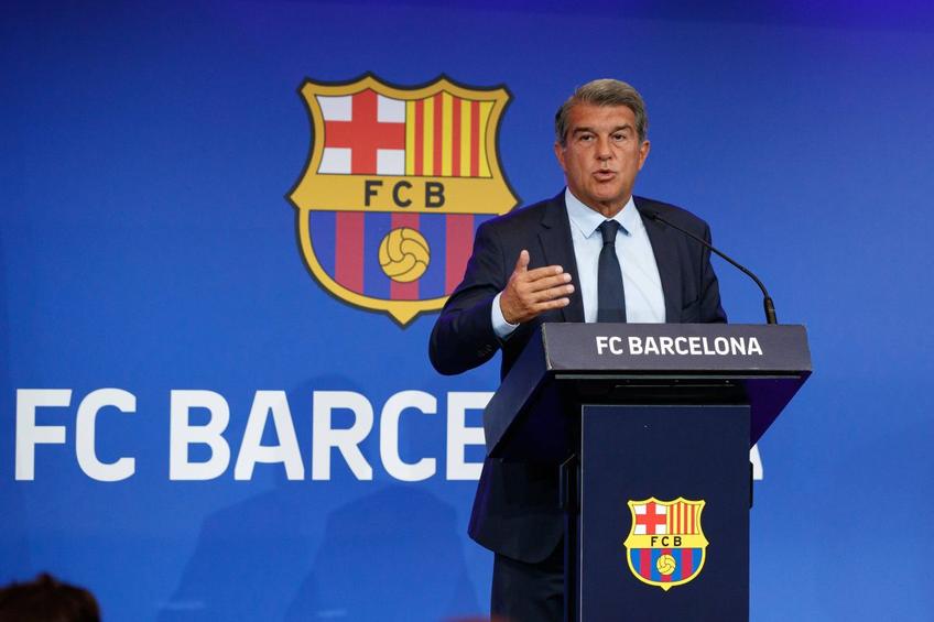 Joan Laporta, președintele Barcelonei, dezvăluie că datoria clubului catalan este de 1,35 miliarde de euro. Și îl acuză de moștenirea grea pe Bartomeu, fostul conducător al grupării blaugranas.