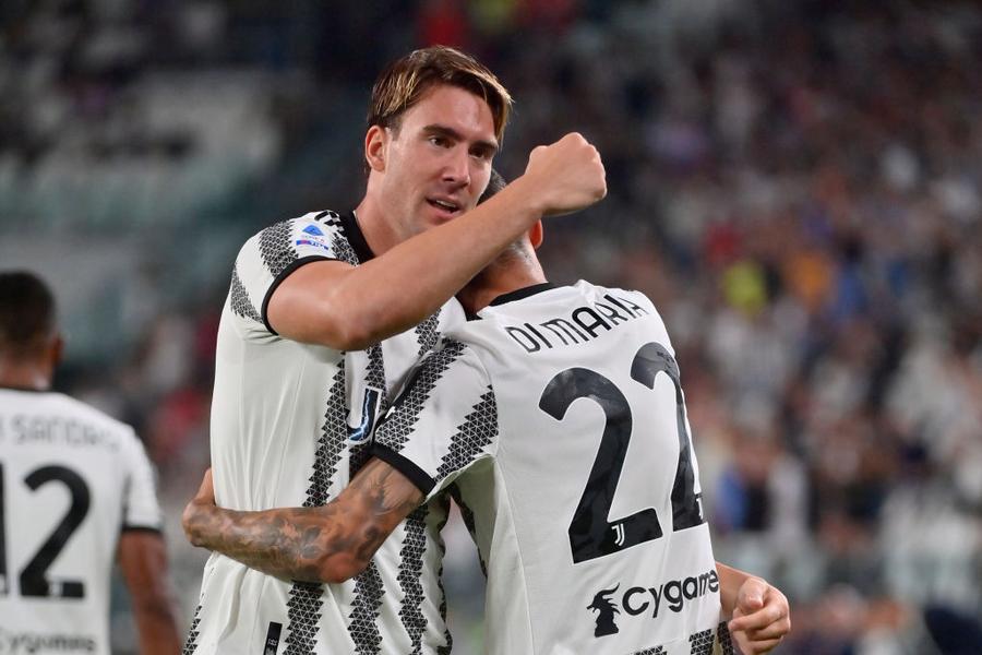 Dusan Vlahovic (foto) a înscris 12 goluri în acest sezon Planuri mărețe la Aston Villa: peste 100 de milioane de euro pentru fotbaliști de la Barcelona și Juventus!