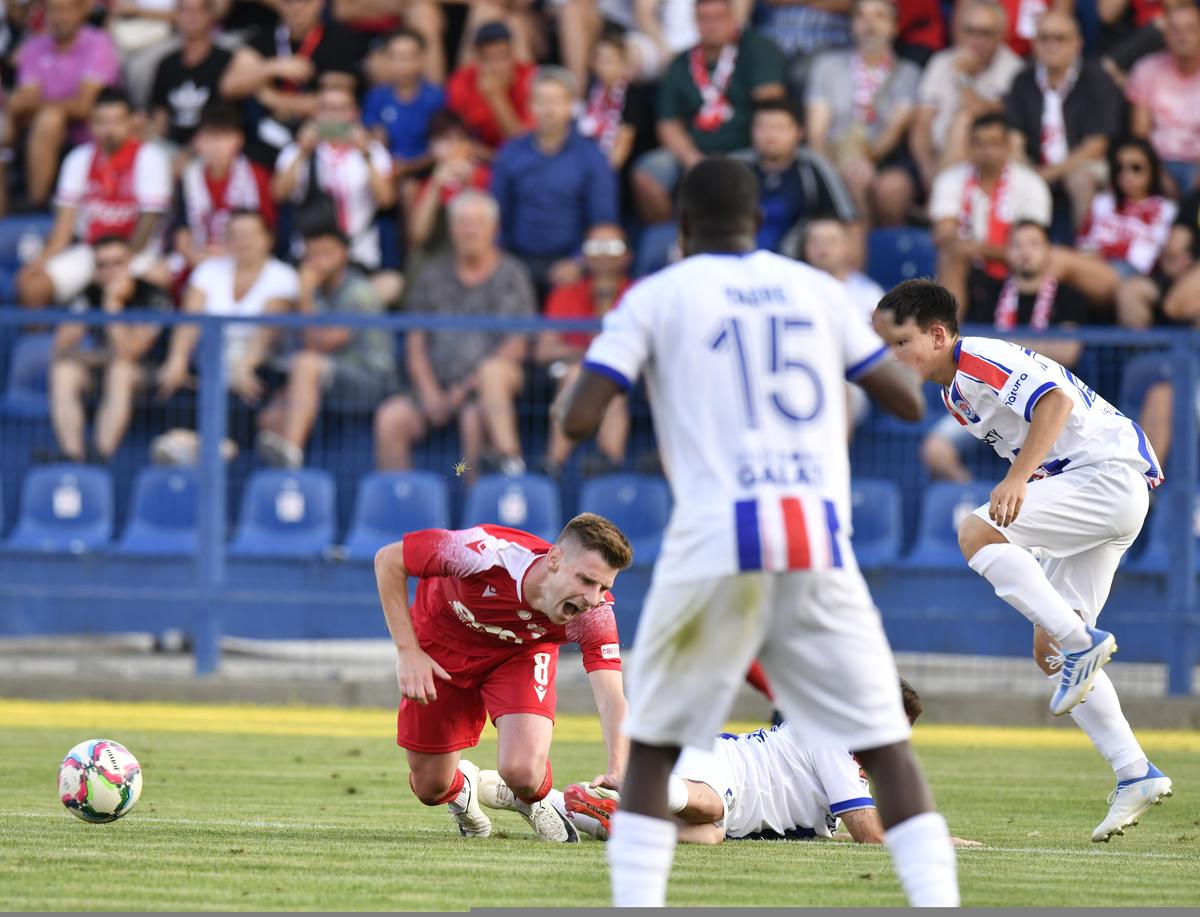 Doar lui Dinamo i se putea întâmpla! Fotbalistul lui Zăvăleanu a marcat în poarta „câinilor”