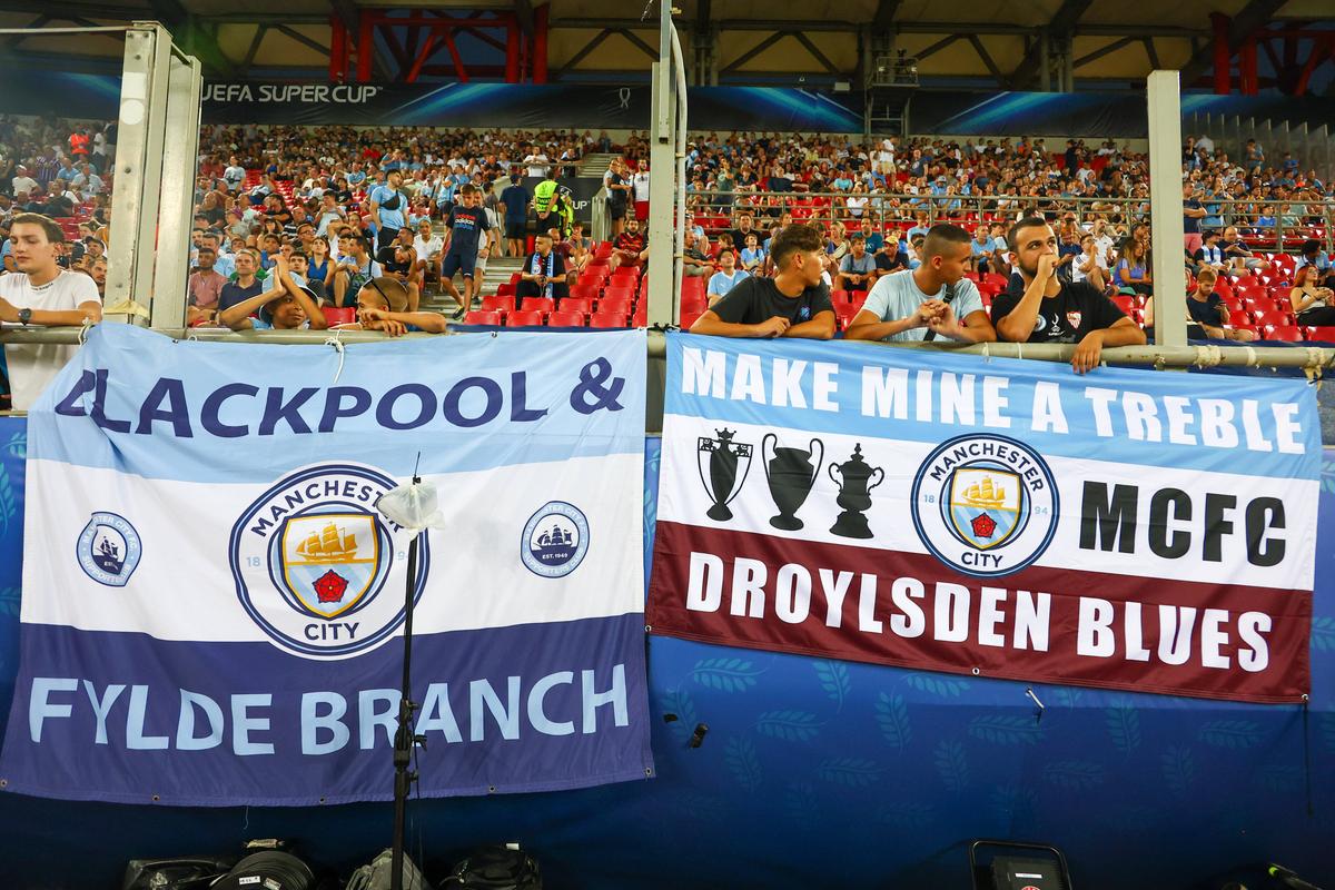 Suporteri Supercupa Europei Manchester City - Sevilla