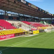 Gazonul arenei lui Nordsjaelland, „Right to Dream Park”, arată impecabil (foto: Marius Mărgărit)
