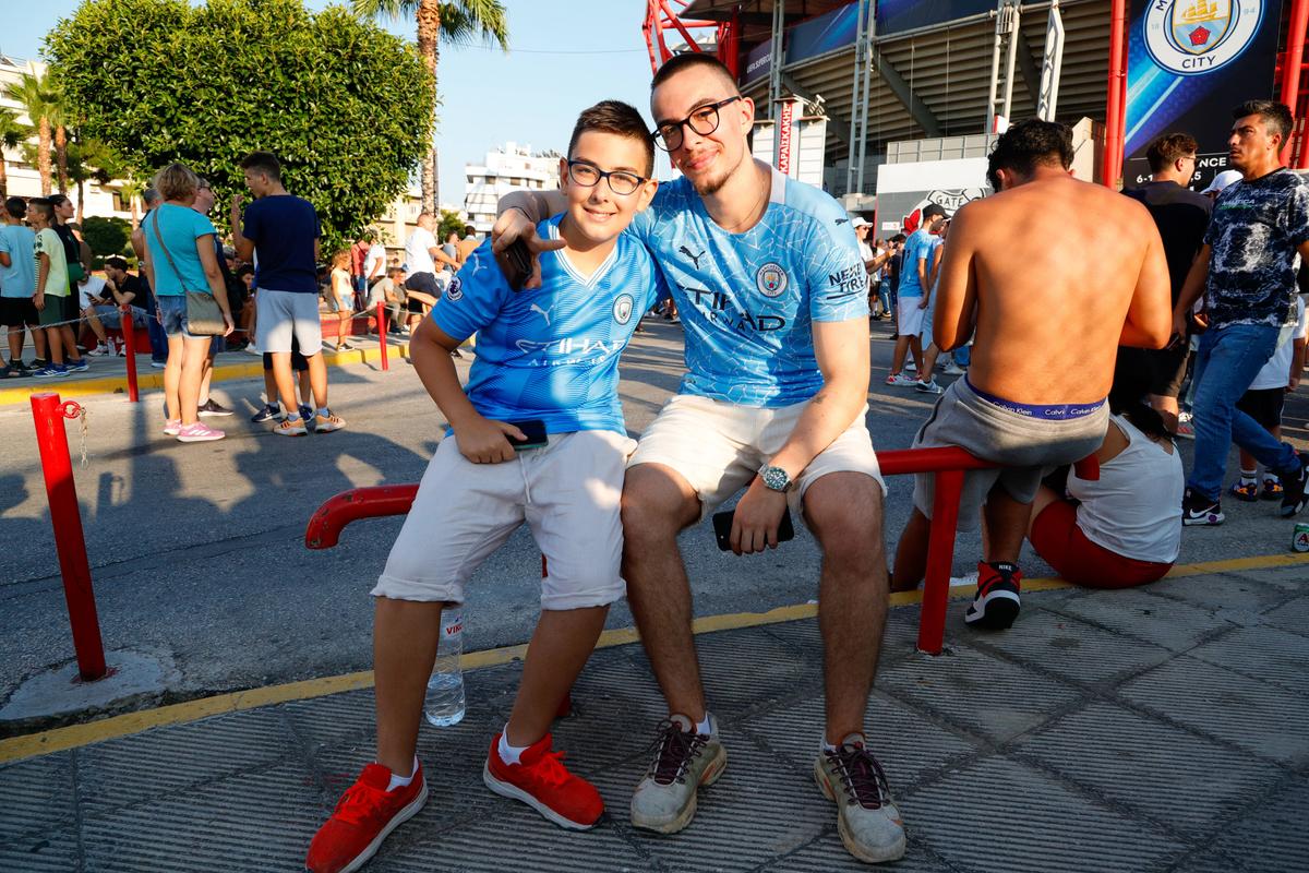 Suporteri Supercupa Europei Manchester City - Sevilla