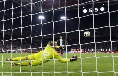 Ajax - Panathinaikos, thriller ULUITOR cu 34 de lovituri de departajare » Toate rezultatele serii: cum arată play-off-ul Europa League
