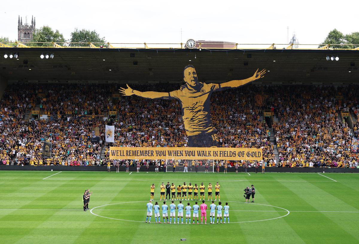 Omagiu pentru Diogo Jota la Wolves - Manchester City