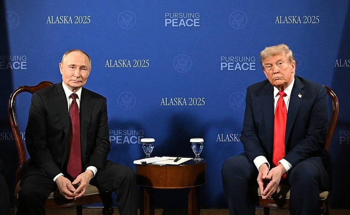Garry Kasparov a văzut gesturile făcute de Donald Trump pentru Vladimir Putin și a răbufnit