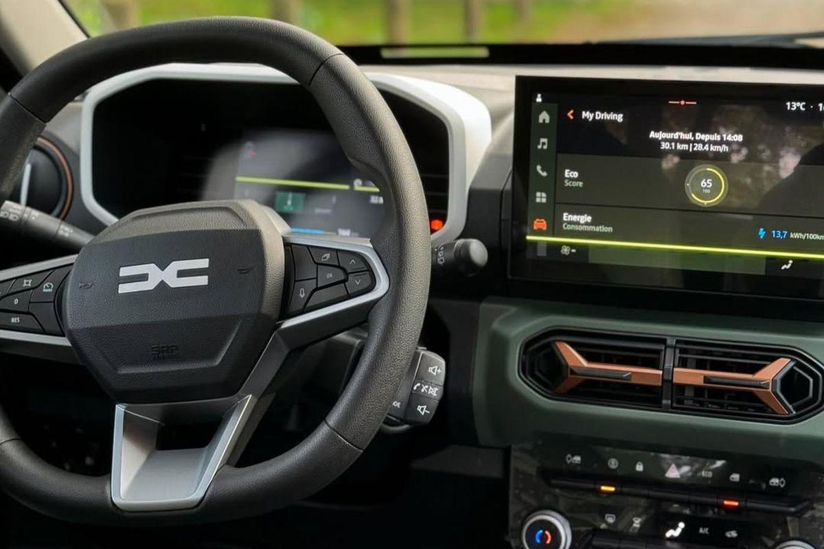 Situație neașteptată: Dacia a vândut o singură mașină Spring în iulie! Blocarea programului Rabla a „înghețat” vânzările