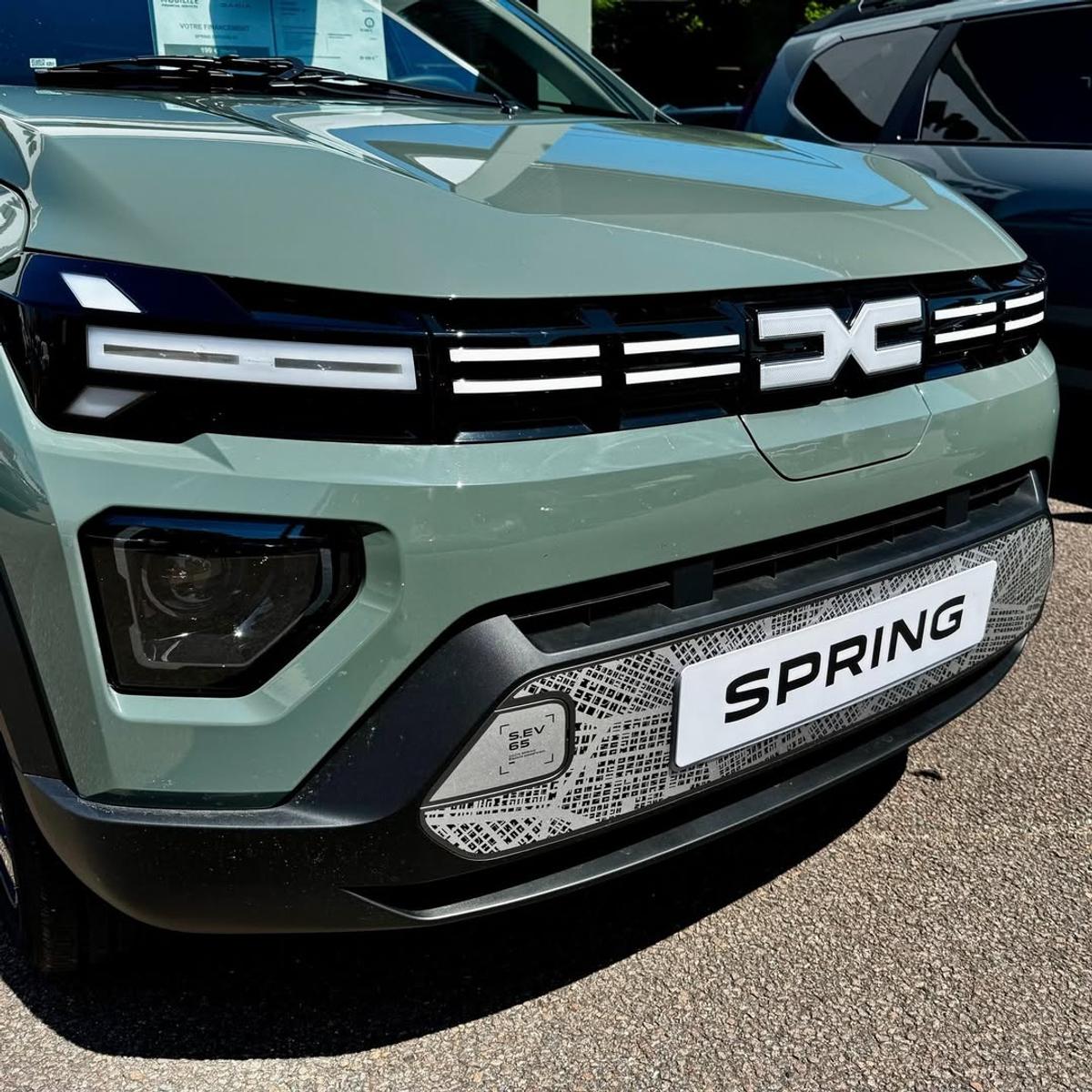 Situație neașteptată: Dacia a vândut o singură mașină Spring în iulie! Blocarea programului Rabla a „înghețat” vânzările