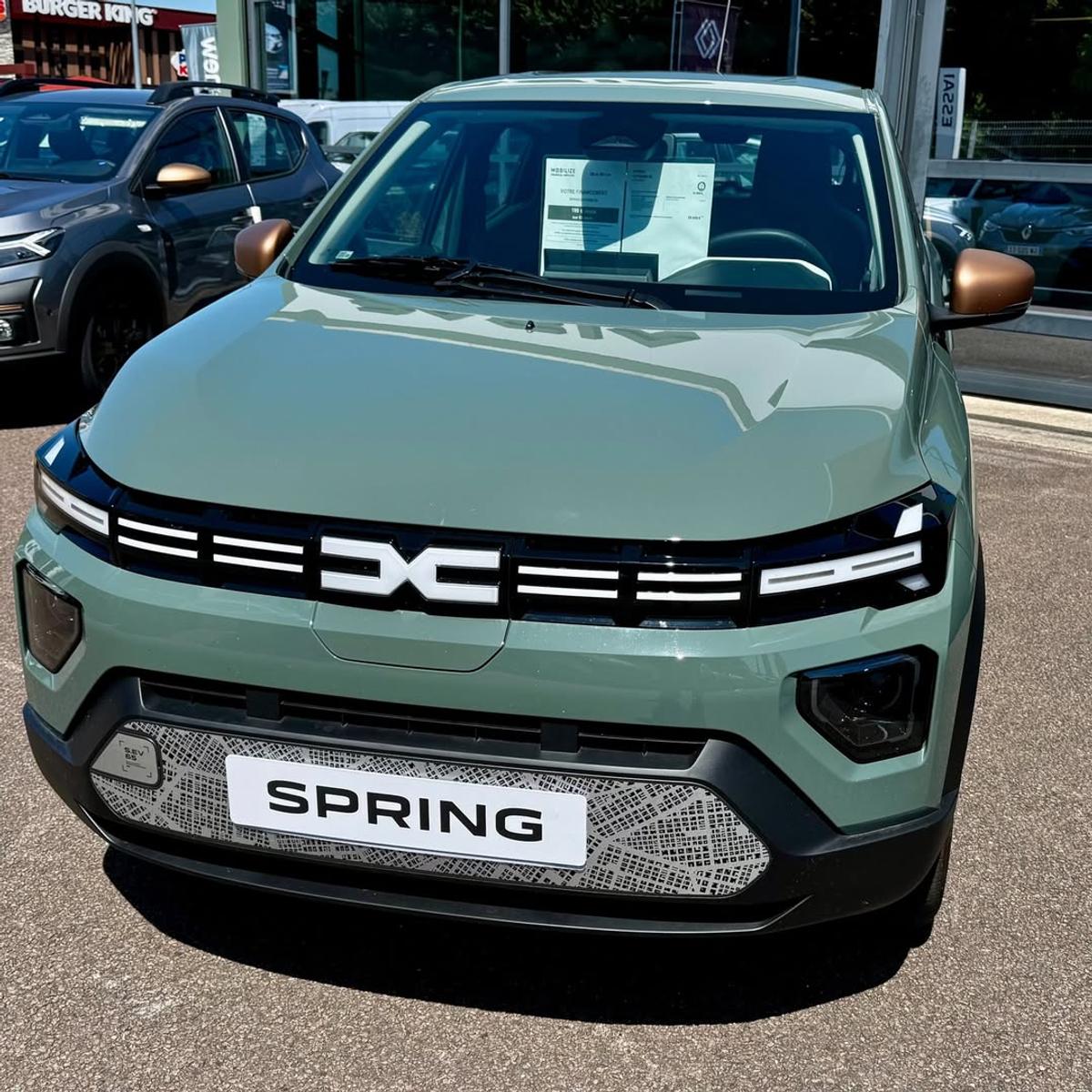 Situație neașteptată: Dacia a vândut o singură mașină Spring în iulie! Blocarea programului Rabla a „înghețat” vânzările