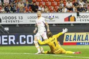 Doar 18 minute pentru Dennis Man și o ocazie uriașă în meciul lui PSV de aseară