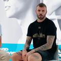 David Popovici și Kyle Chalmers, discuție la Paris, în timpul Europenelor Foto: captură YouTube