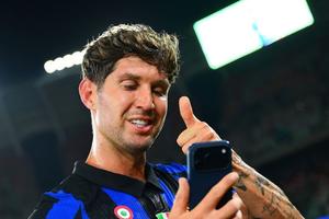 John Stones dezvăluie obiectivul lui Cristi Chivu: „Toți ne dorim asta”
