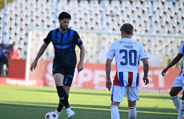 Universitatea Craiova a ratat victoria în ultimele minute, după un GOL SUPERB al Oțelului » Campioana a jucat o oră în 10 oameni! Clasamentul în Superliga