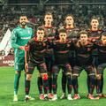 „Câinii” s-au impus după 12 ani în Giulești. Țețe Moraru l-a lăudat pe goalkeeper-ul Bellarouch, dar e de părere că Nicolescu greșește așteptându-l pe George Pușcaș / FOTO: Facebook@ Dinamo București