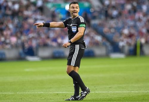 Nick Walsh, „centralul” de la Universitatea Craiova - Ararat-Armenia / Foto: Imago Images