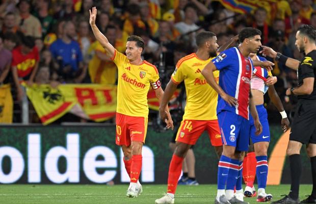 Surpriză uriașă! Au învins PSG și au scris istorie în Franța