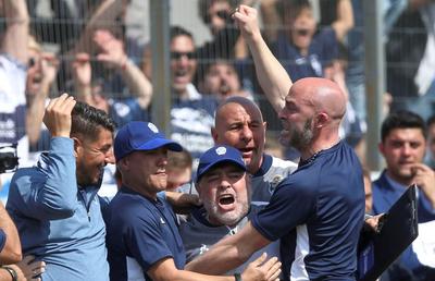 VIDEO Diego Maradona, înfrângere la debut într-o atmosferă fabuloasă: „Mă doare sufletul”