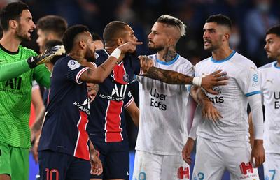FOTO Dovada că Di Maria l-a scuipat pe Alvaro la PSG - Marseille și Neymar l-a lovit și pe Sakai! Argentinianul nu a fost eliminat pe teren, dar ar putea fi suspendat pentru gestul său