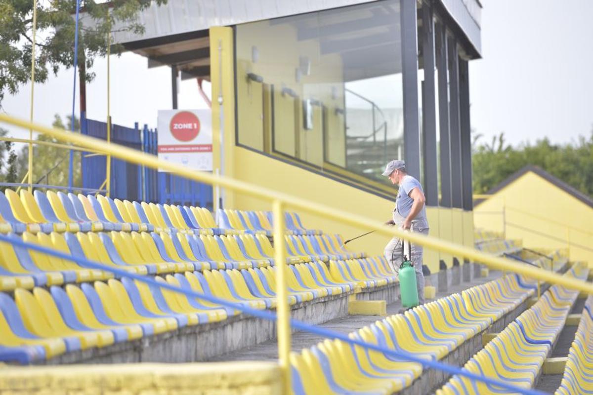 EXCLUSIV VIDEO + FOTO Gazeta Sporturilor a vizitat Zenta, locul unde se joacă Topola - FCSB! Stadion de Liga 3, fără Covid-19 și o istorie interesantă a orașului