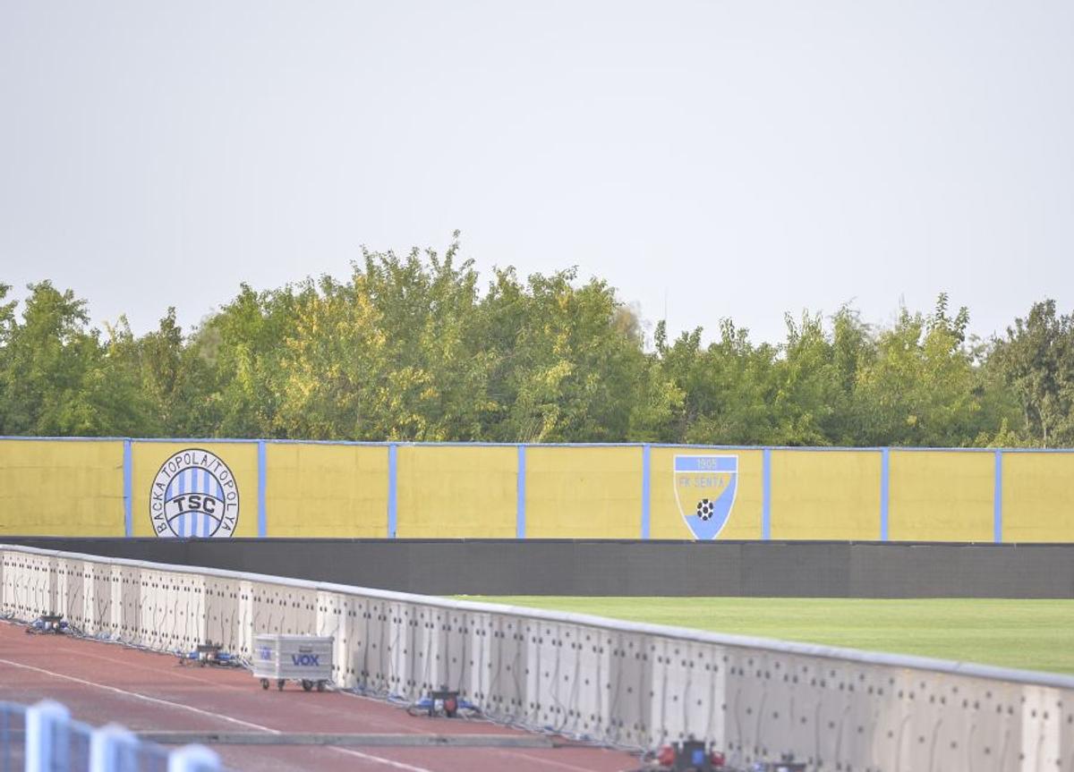 Senta - locul unde se joacă Topola - FCSB