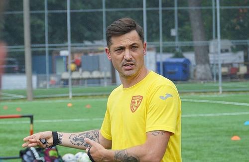 FCSB înfruntă Backa Topola, în turul 2 preliminar din Europa League, fără 4 titulari. Selecționerul Mirel Rădoi (39 de ani) crede că situația fostei sale formații este una extrem de dificilă.