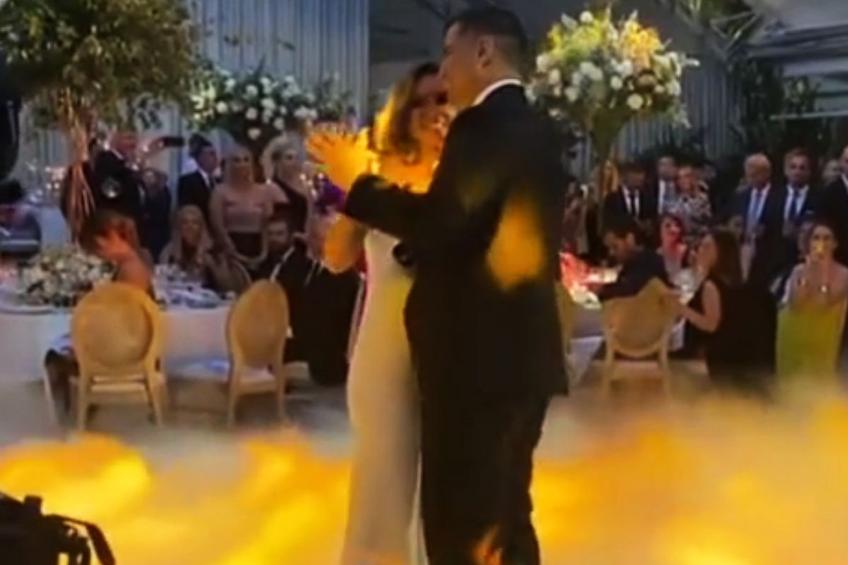 Simona Halep a fost cea care a publicat pe contul său de Instagram imagini de la dansul mirilor