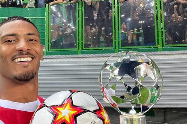Sebastian Haller a înscris de 4 ori la debutul în Champions League! Recordul lui Van Basten, egalat / Sursă foto: Instagram Ajax