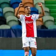 Sebastian Haller a înscris de 4 ori la debutul în Champions League! Recordul lui Van Basten, egalat / Sursă foto: Twitter Ajax