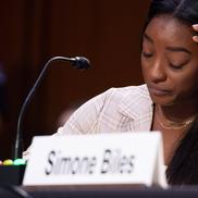 Simone Biles (24 de ani), Aly Raisman (27 de ani) și McKayla Maroney (25 de ani) au apărut și ele în fața comisiei, alături de directorul FBI, Christopher Wray, foto: Imago
