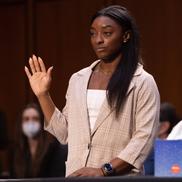Simone Biles (24 de ani), Aly Raisman (27 de ani) și McKayla Maroney (25 de ani) au apărut și ele în fața comisiei, alături de directorul FBI, Christopher Wray, foto: Imago