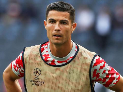 Cristiano Ronaldo a decis să se mute din conacul de lux de la United, după ce mai multe oi îi deranjau liniștea, foto: Imago