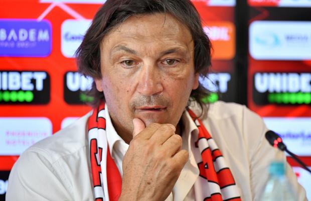 Dario Bonetti refuză să semneze rezilierea cu Dinamo! Supărat pe Mureșan, italianul blochează numirea noului antrenor