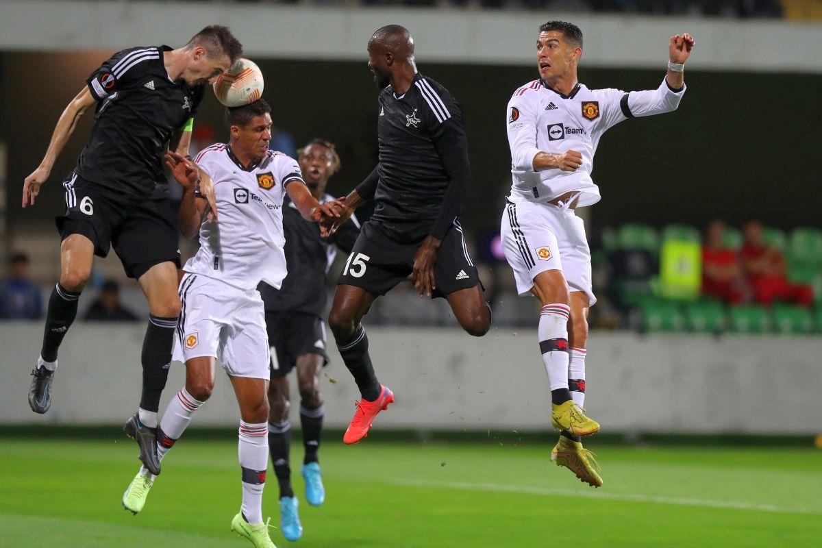 Gestul lui Ronaldo după Sheriff Tiraspol - Manchester United » Ce a făcut când un voluntar a venit să se pozeze cu el după meci