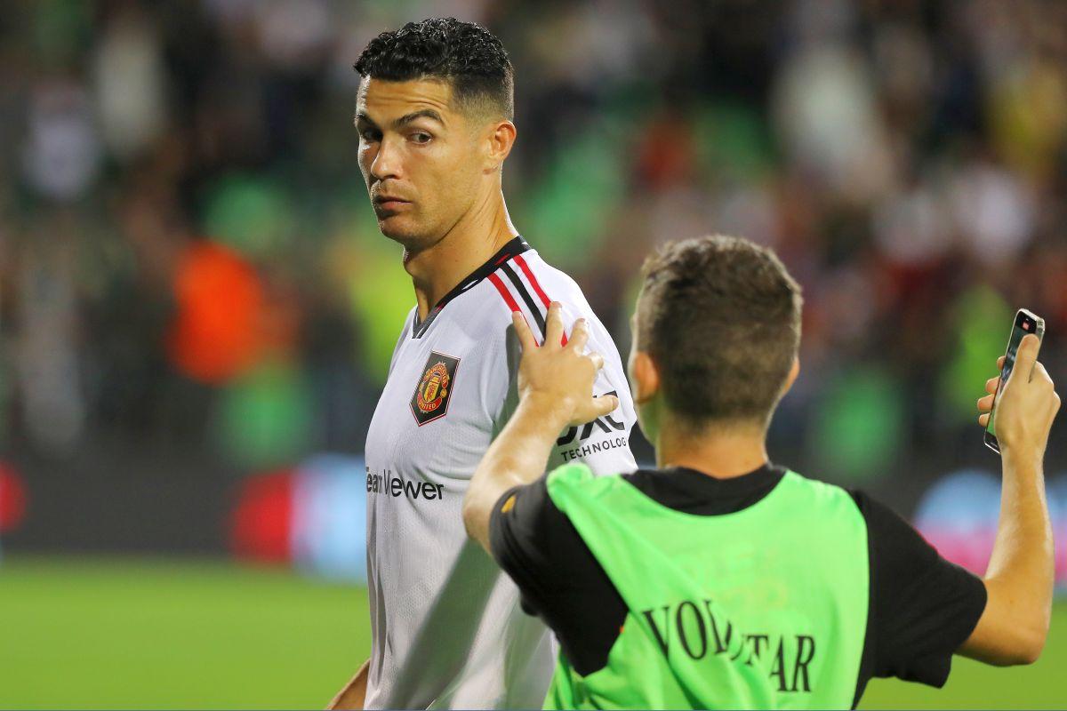 Gestul lui Ronaldo după Sheriff Tiraspol - Manchester United » Ce a făcut când un voluntar a venit să se pozeze cu el după meci