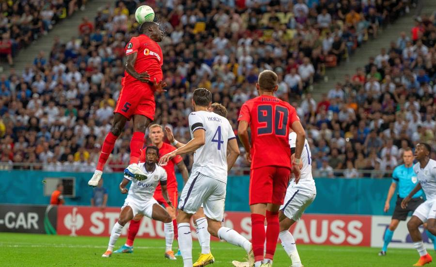 Stingher, Rusu n-a avut realizări nici contra lui Anderlecht / Sursă foto: Raed Krishan (GSP) Gata, pleacă de la FCSB? Gigi Becali, anunț de ultim moment despre un titular din meciul cu Anderlecht: „Se sperie, săracul! Nu e de nivelul ăsta, să-l ia înapoi dacă vor”