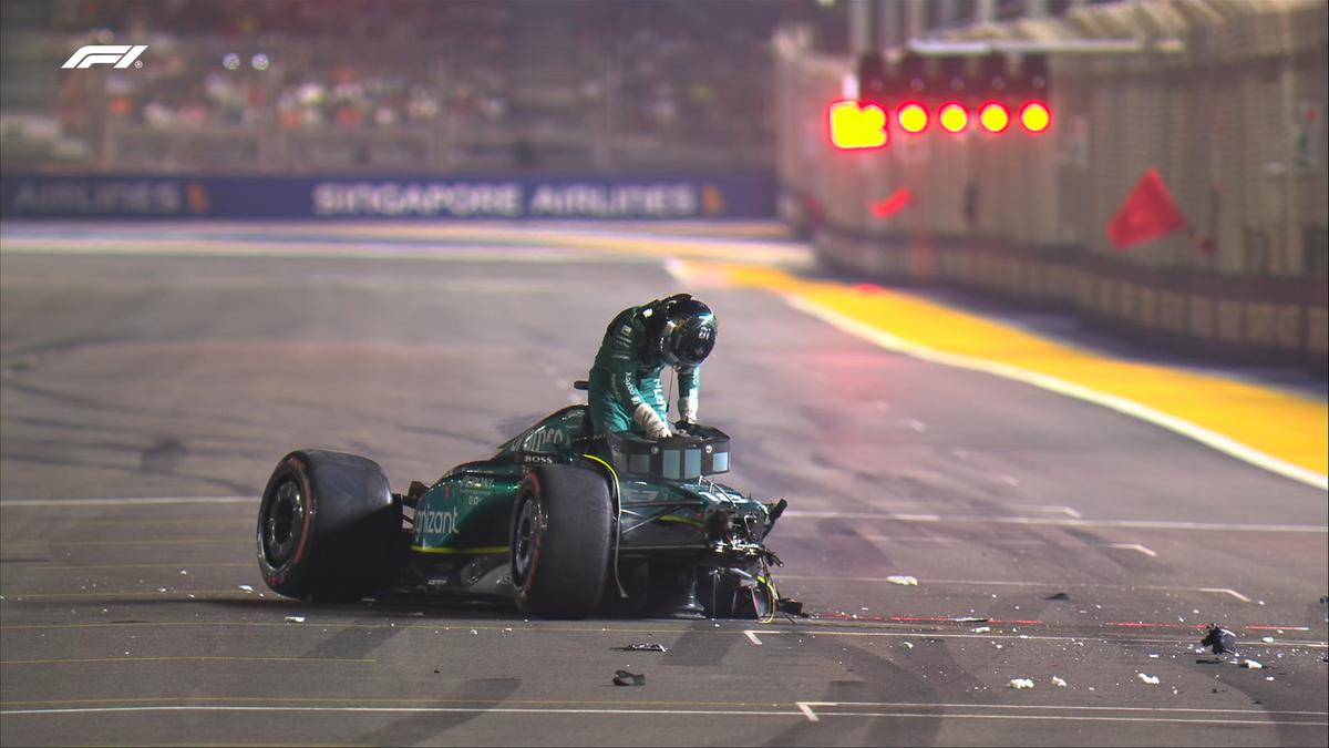 Accident înfiorător în MP de Formula 1 din Singapore » Mașina pilotată de Stroll a fost făcută praf