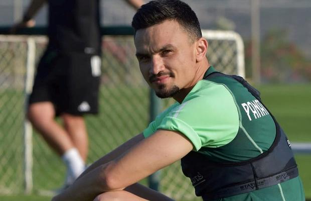 Fanii FCSB mai au de așteptat » Când poate debuta Cristi Ganea