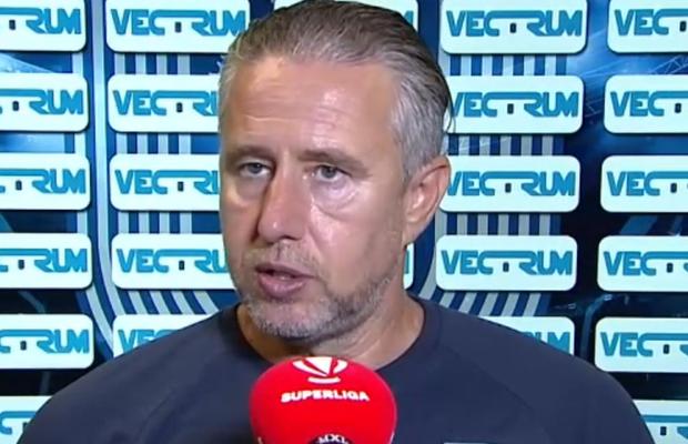 Laurențiu Reghecampf a răbufnit: „Oamenii ăștia se joacă cu destinul nostru”. A fost contrazis imediat din studio