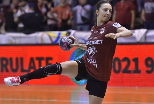 Rapid primește vizita polonezelor de la Zaglebie în runda secundă a grupei B din Liga Campionilor la handbal feminin.