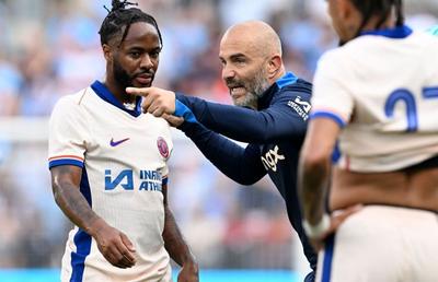 Enzo Maresca, răspuns brutal cu privire la viitorul lui Raheem Sterling la Chelsea: „Se antrenează pe un alt teren, la o altă oră”
