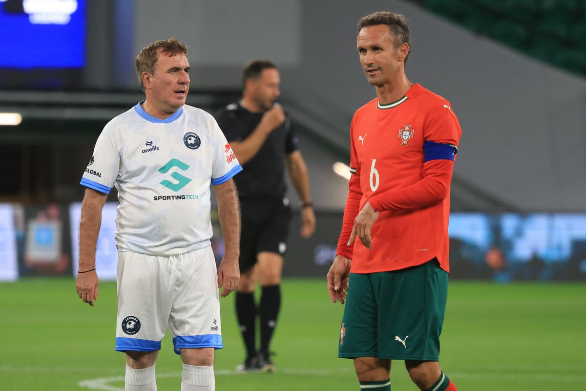 Gică Hagi la Legends Charity Game