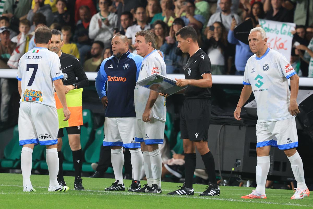 Gică Hagi la Legends Charity Game