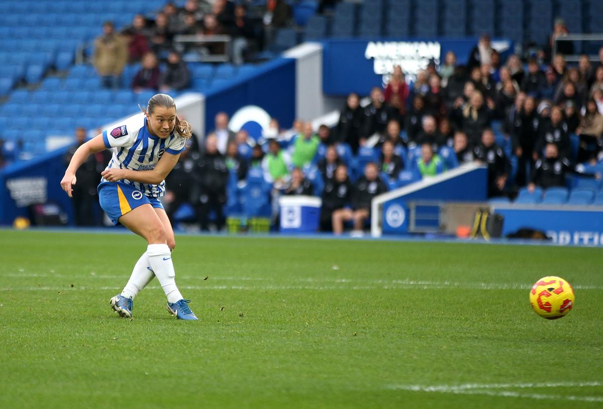 A trecut prin depresie, s-a retras temporar și a avut probleme la inimă: „Eram un zombie” » Fran Kirby a revenit și a câștigat tot: 8 titluri în Anglia, Champions League și EURO