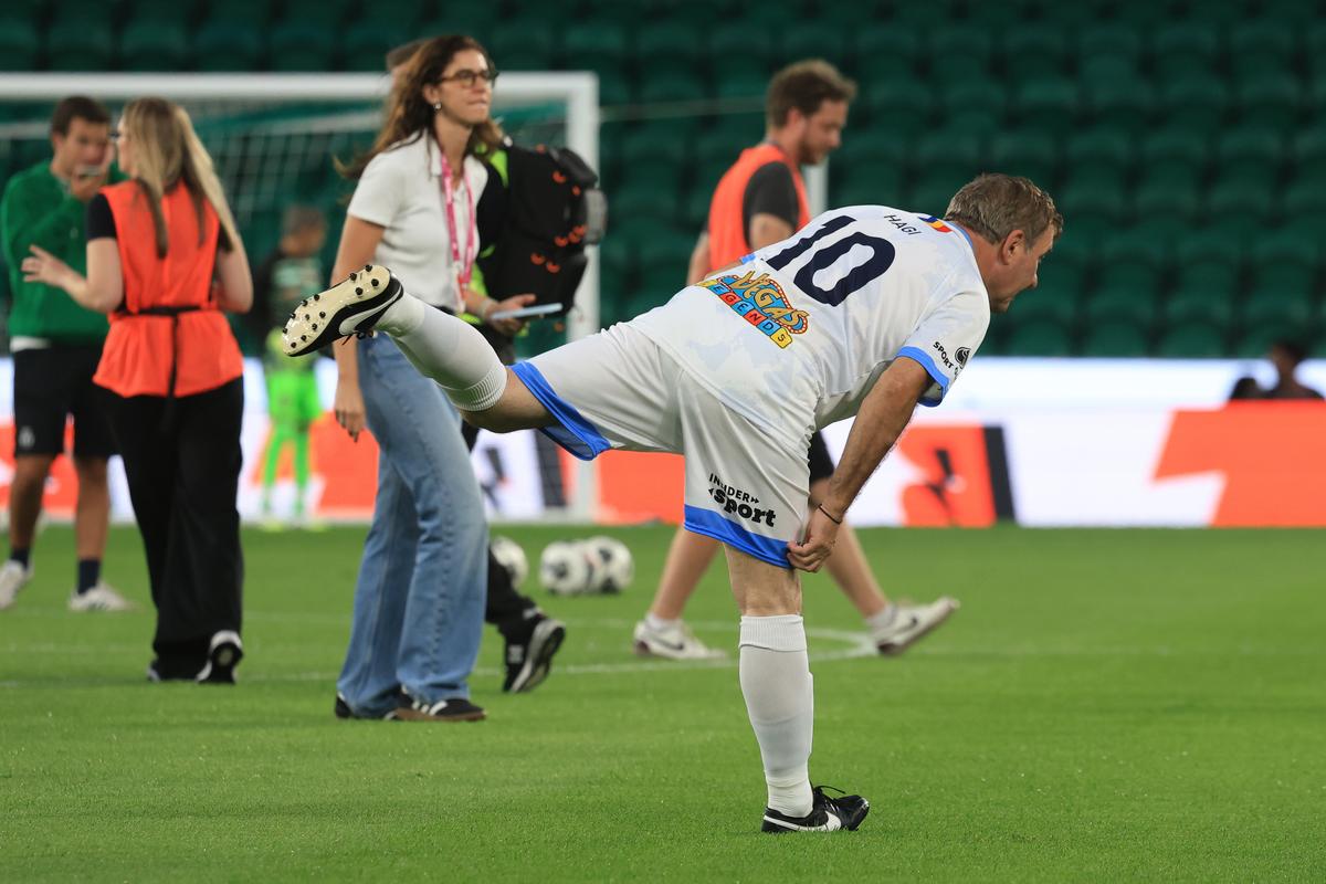 50 de fotografii inedite cu Gică Hagi la Legends Charity Game » GSP l-a provocat pe „Rege”: „N-avem noi bani de ei”