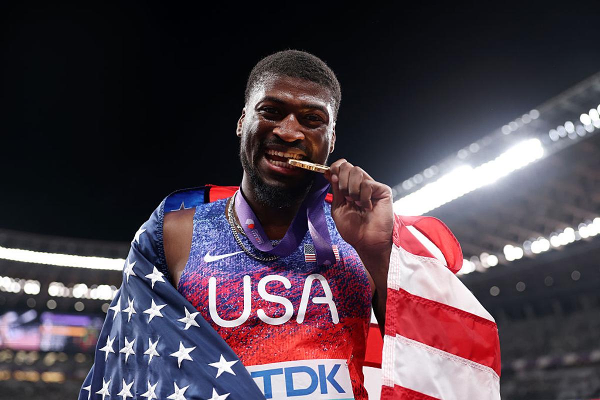 Ce poveste! Cordell Tinch, de la fabrica de hârtie igienică la titlul de campion mondial la Tokyo