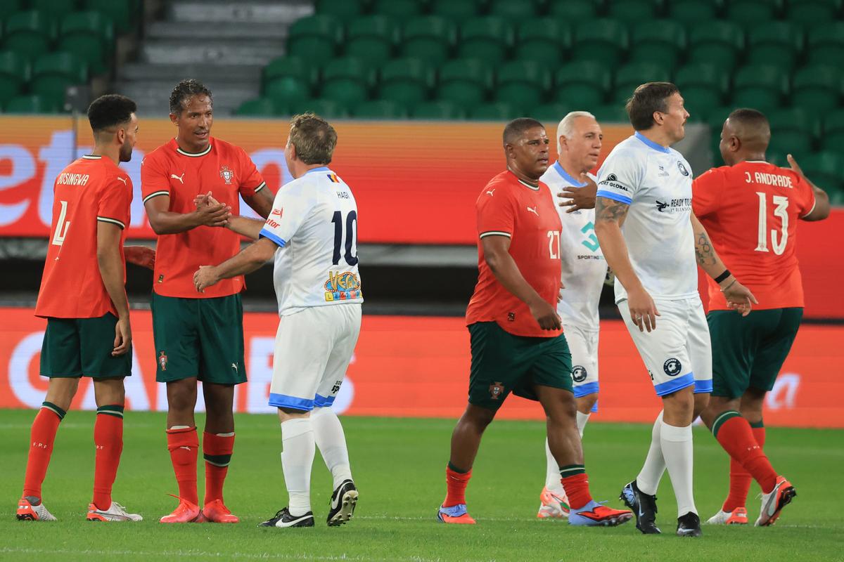 50 de fotografii inedite cu Gică Hagi la Legends Charity Game » GSP l-a provocat pe „Rege”: „N-avem noi bani de ei”