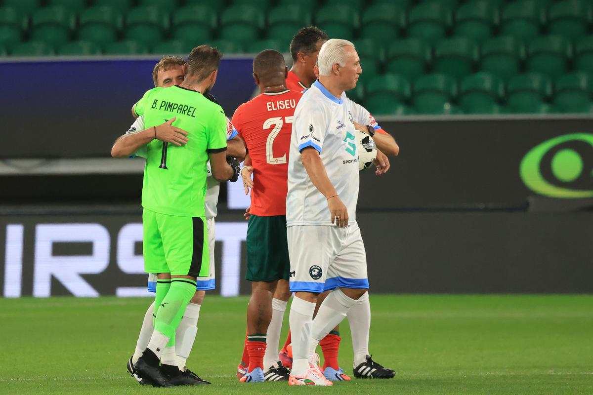 50 de fotografii inedite cu Gică Hagi la Legends Charity Game » GSP l-a provocat pe „Rege”: „N-avem noi bani de ei”