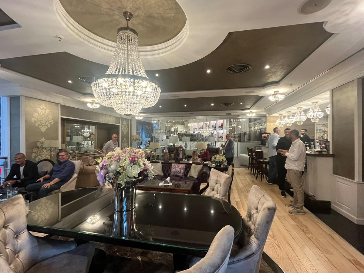 Lansare cafenea familia Șucu // foto: Răzvan Petrescu (GSP.ro)