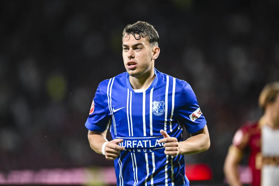 Eduard Radaslavescu, remarcatul lui Ioan Ovidiu Sabău // foto: imago images Ioan Ovidiu Sabău, cucerit de jucătorul aruncat de FCSB: „Este unul dintre cei mai buni din prima ligă”